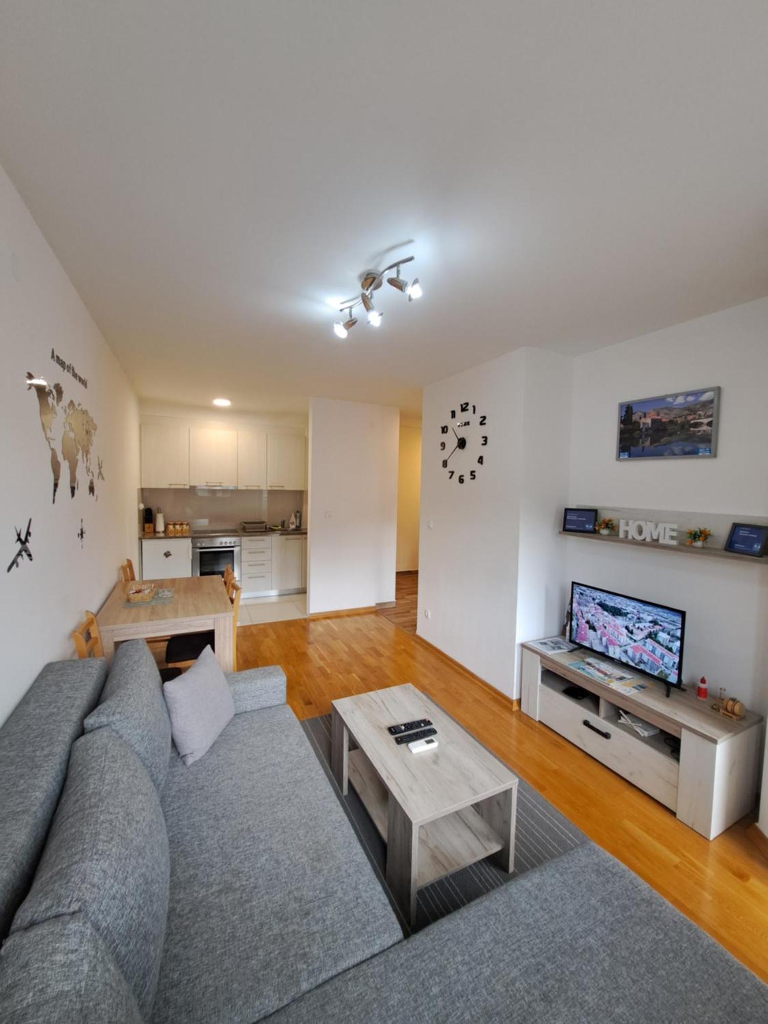 Apartman Panorama Τρέμπινιε Εξωτερικό φωτογραφία